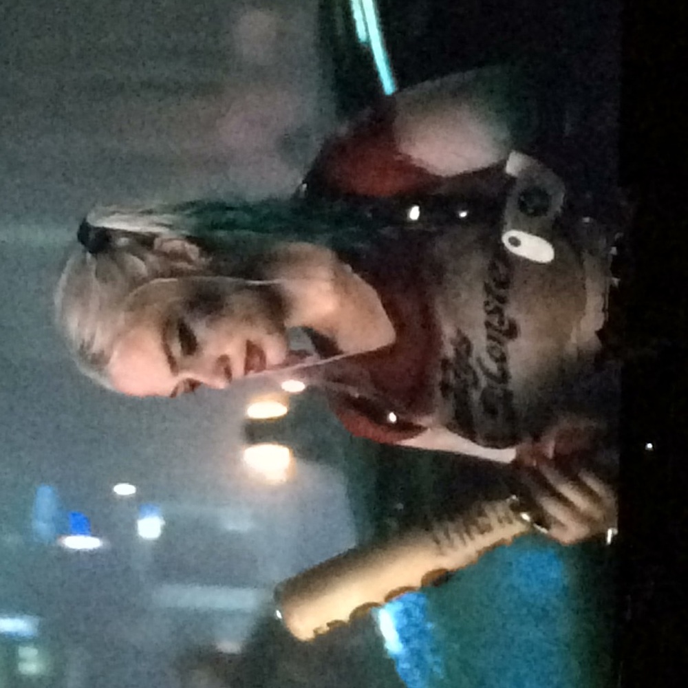 Meet your Posher, Claudia